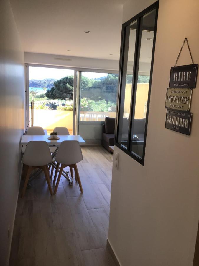 Appartement Pieds Dans L'Eau Vue Mer Bormes Les Mimosas 외부 사진